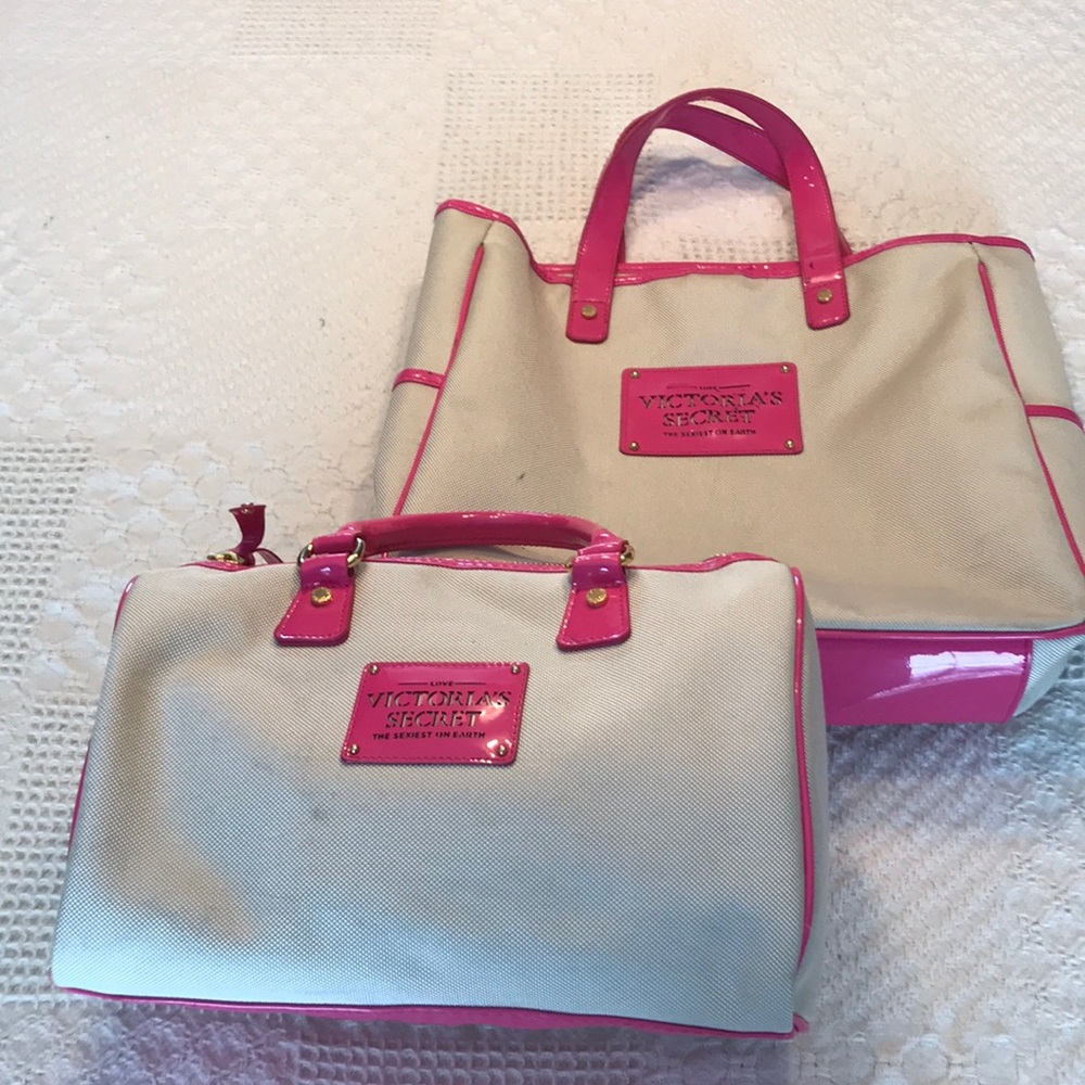 FINAL SALE VS Tote and Bowling Bag